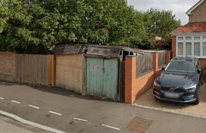 Property for Auction in London - 61 Russell Road, Enfield, Middlesex