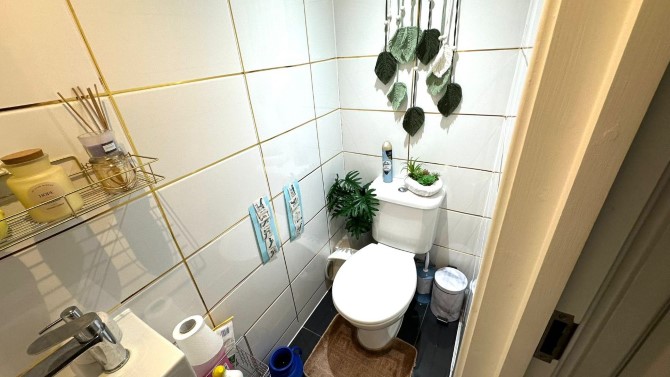 Property for Auction in London - 1D Hewison Street, Bow, London