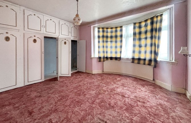 Property for Auction in London - 62A Castleton Road, Ilford, Essex