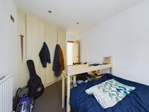 Property for Auction in London - Flat D, 391 Old Ford Road, Tower Hamlets, London
