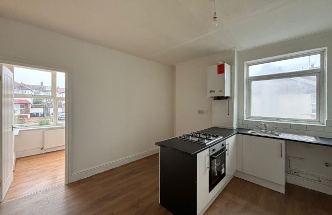 Property for Auction in London - 57B South Norwood Hill, South Norwood, London