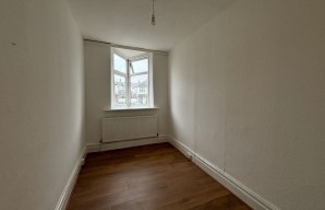 Property for Auction in London - 57B South Norwood Hill, South Norwood, London