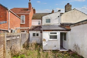 Property for Auction in London - 68 Moor Street, Gloucester, Gloucestershire