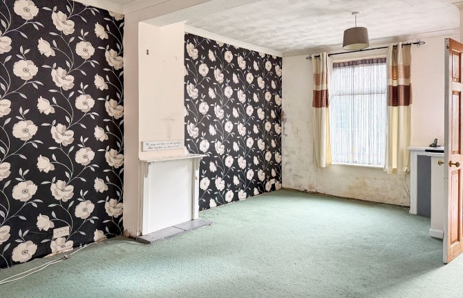 Property for Auction in London - 14 Durham Street, Gosport, Hampshire