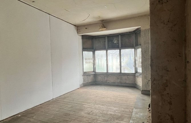 Property for Auction in London - 51 Murray Avenue, Northampton, Northamptonshire