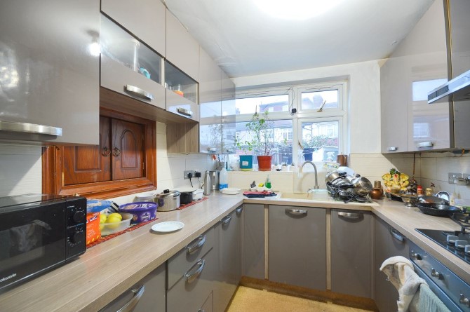 Property for Auction in London - 30 Charlton Road, Harrow, Middlesex