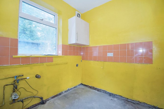 Property for Auction in London - 21 Tapton Terrace, Chesterfield, Derbyshire