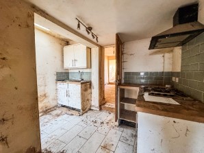 Property for Auction in London - 115 London Road, Spalding, Lincolnshire
