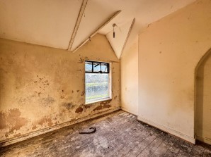 Property for Auction in London - 115 London Road, Spalding, Lincolnshire