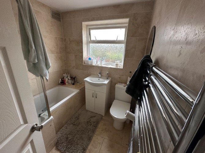 Property for Auction in London - 112 Grosvenor Avenue, Hayes, Middlesex