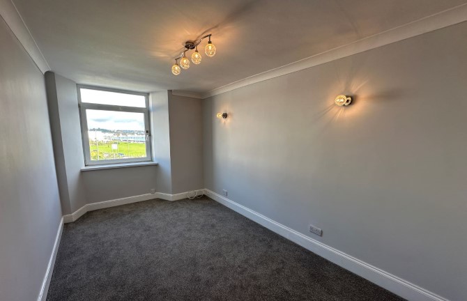Property for Auction in London - Flat 2 Grassington Court, 28 Sands Road, Paignton, Devon