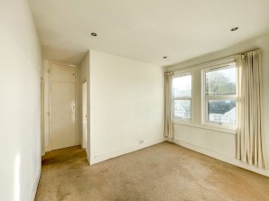 Property for Auction in London - Top Floor Flat, 69 Lorna Road, Hove, East Sussex