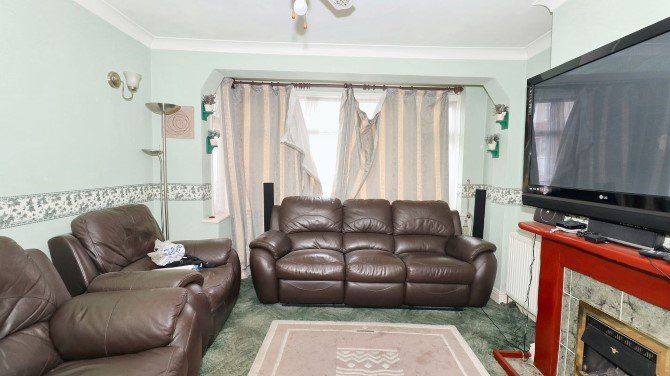 Property for Auction in London - 56 Castlemaine Avenue, Gillingham, Kent