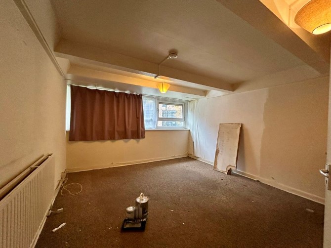 Property for Auction in London - Flat 2 Burghley Tower, Trinity Way, Acton, London
