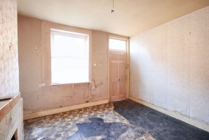 Property for Auction in London - 14 Cross Street, Skegness, Lincolnshire