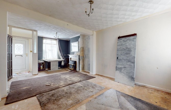 Property for Auction in London - 24 Princess Street, Harwich, Essex