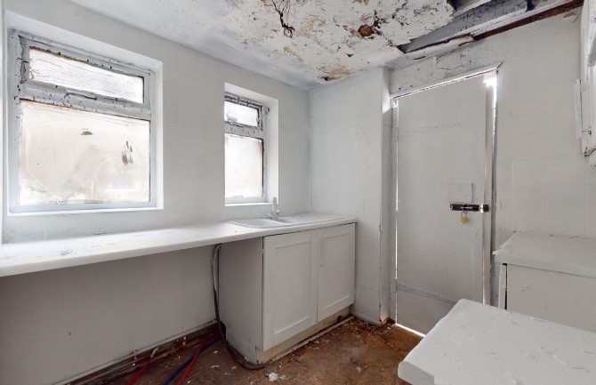 Property for Auction in London - 24 Princess Street, Harwich, Essex