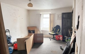 Property for Auction in London - 94 South End, Croydon, Surrey