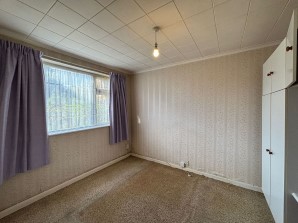 Property for Auction in London - 4 Heronslea, Watford, Hertfordshire