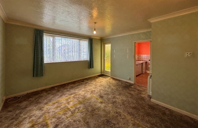 Property for Auction in London - 4 Heronslea, Watford, Hertfordshire