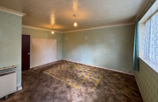 Property for Auction in London - 4 Heronslea, Watford, Hertfordshire