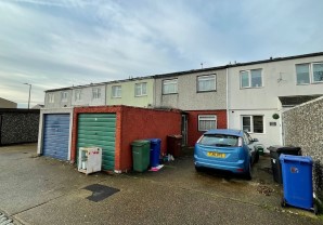Property for Auction in London - 62 Foxglove Road, South Ockendon, Essex