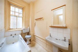 Property for Auction in London - Flat 3, 74 London Road, Maidstone, Kent