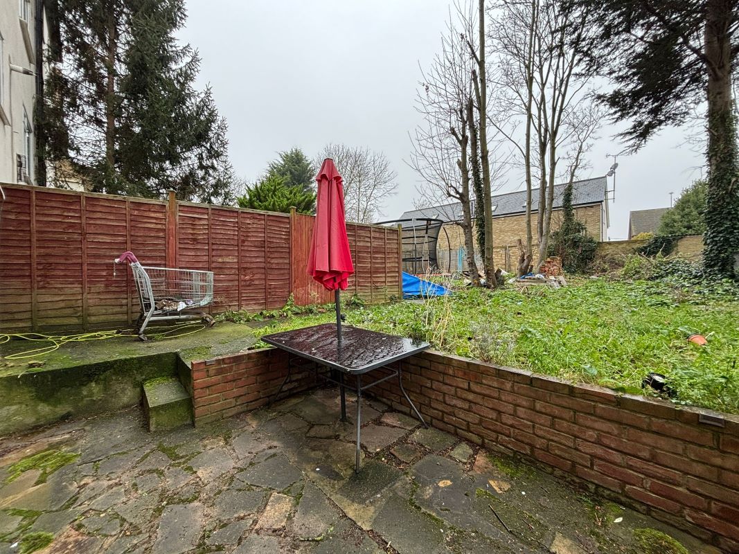 Selhurst Road, London, SE25 5QB - Online Auctions