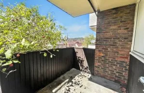 Property for Auction in London - 29 Cotmandene, Dorking, Surrey
