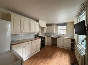 Property for Auction in London - 72 Charlwood Street, Pimlico, London