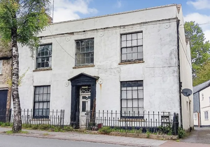 Property for Auction in London - 18 High Street, Chard, Somerset