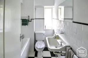Property for Auction in London - 28 Marine Court, St. Leonards-on-Sea, East Sussex