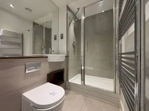 Property for Auction in London - 7 Landmark House, 1 The Broadway, Loughton, Essex