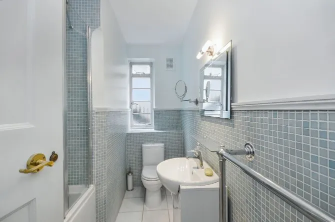 Property for Auction in London - Flat 1 Tavistock Court, Tavistock Square, Bloomsbury, London