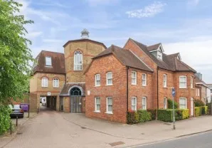 Property for Auction in London - 7 Centurion House, 34-36 High Street, Rickmansworth, Hertfordshire
