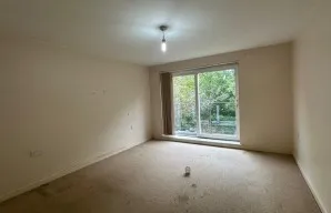 Property for Auction in London - Flat 5, 11 Outram Road, Croydon, Surrey