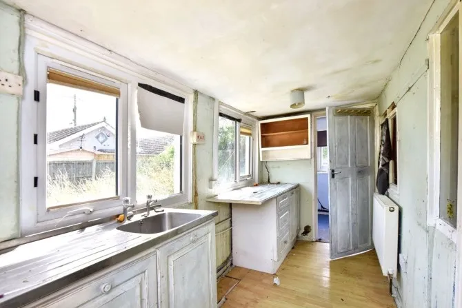 Property for Auction in London - 5 Rover Avenue, Jaywick, Essex
