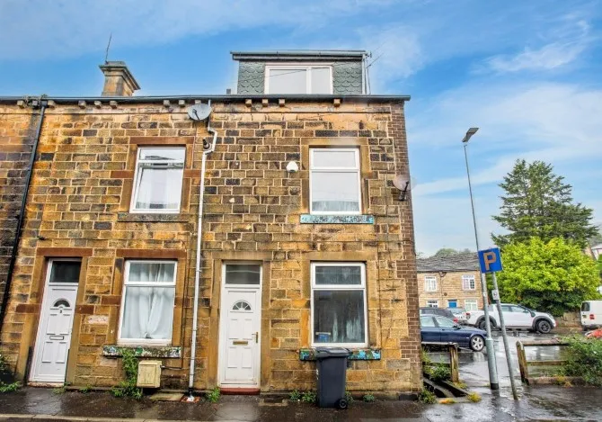 Property for Auction in London - 5 West Street, Todmorden, Lancashire