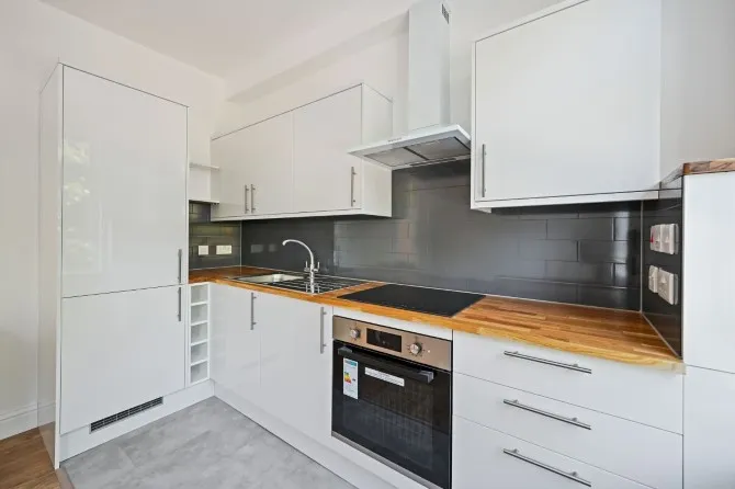 Property for Auction in London - First Floor Flat, 353 Lillie Road, Fulham, London