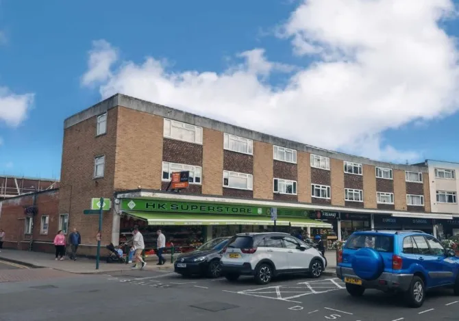 Property for Auction in London - First and Second Floor Flat, 154 Crockhamwell Road, Woodley, Wokingham