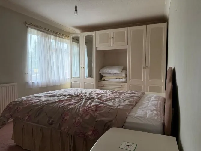 Property for Auction in London - 4 Lodden Close, Bicester, Oxfordshire