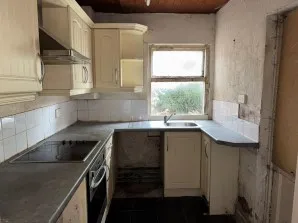 Property for Auction in London - 28 Stream Terrace, Stockport, Cheshire