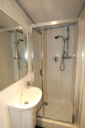 Property for Auction in London - 35C Grove Hill Road, Camberwell, London