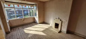 Property for Auction in London - 35 Graveleythorpe Road, Leeds, West Yorkshire