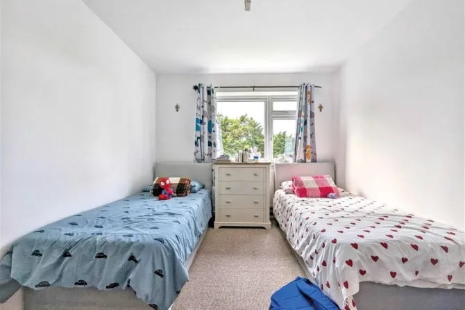 Property for Auction in London - 26 Cadogan Close, Beckenham, Kent