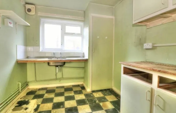 Property for Auction in London - 18 Shorts Way, Rochester, Kent