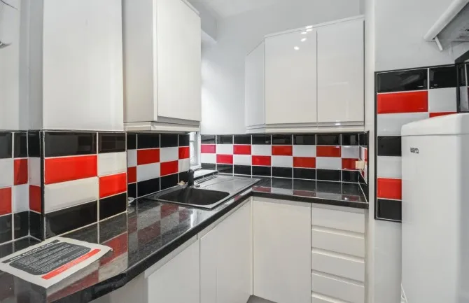 Property for Auction in London - Flat 1 Tavistock Court, Tavistock Square, Bloomsbury, London