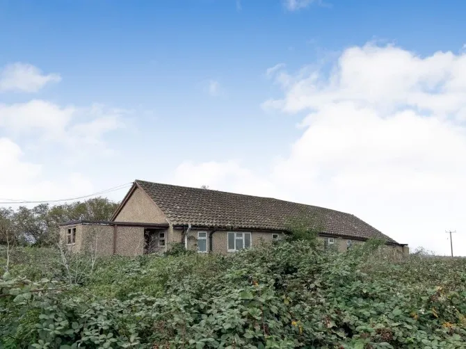 Property for Auction in London - 53 Mildenhall Road, Littleport, Cambridgeshire
