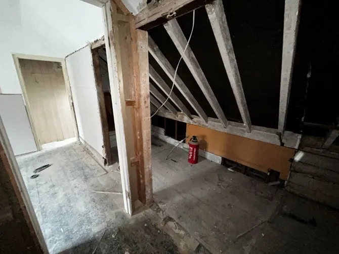 Property for Auction in London - 196 High Street, Barnet, Hertfordshire