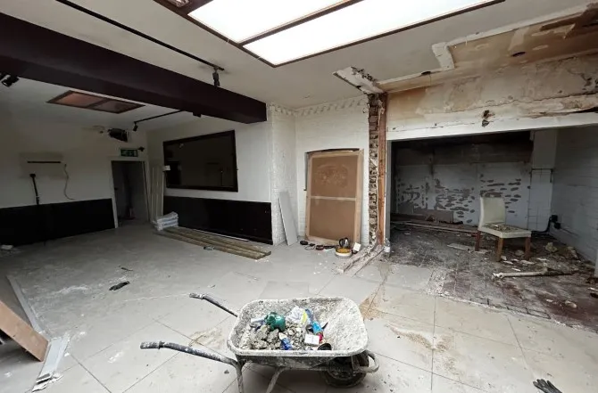 Property for Auction in London - 196 High Street, Barnet, Hertfordshire